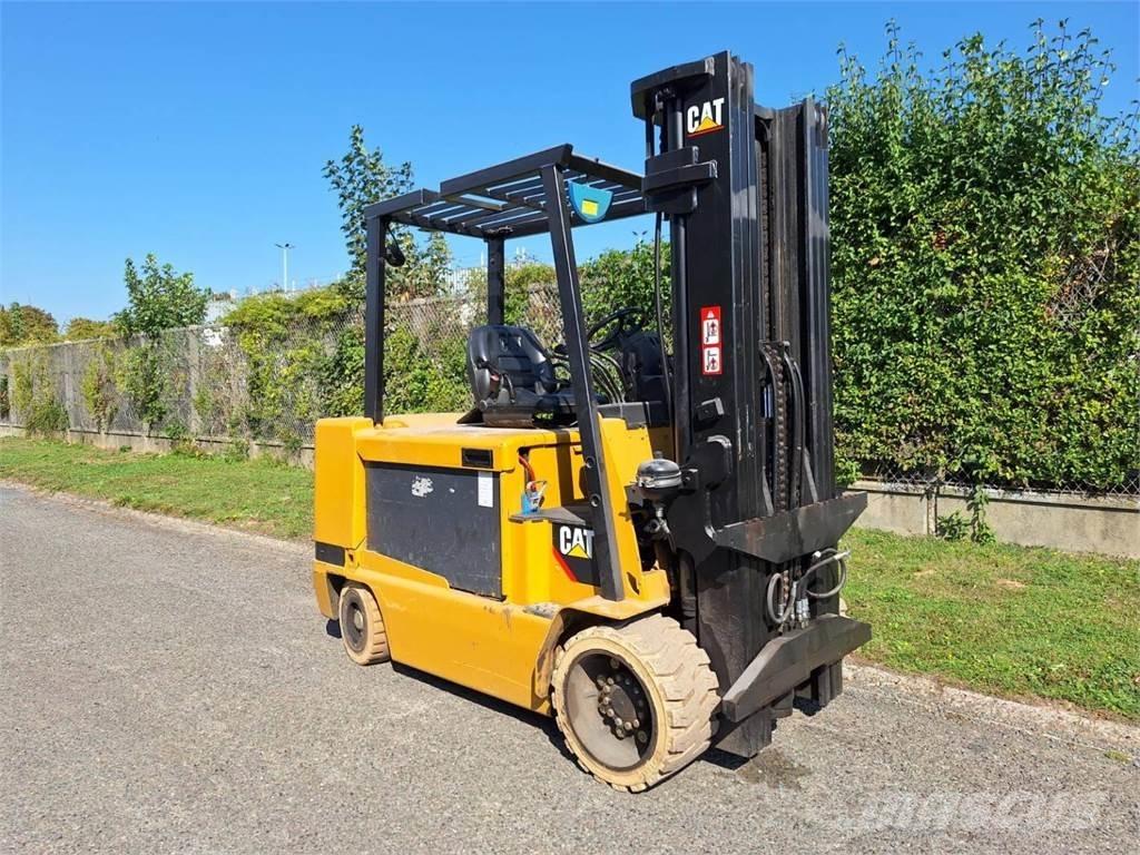 CAT EC55N Montacargas - otros