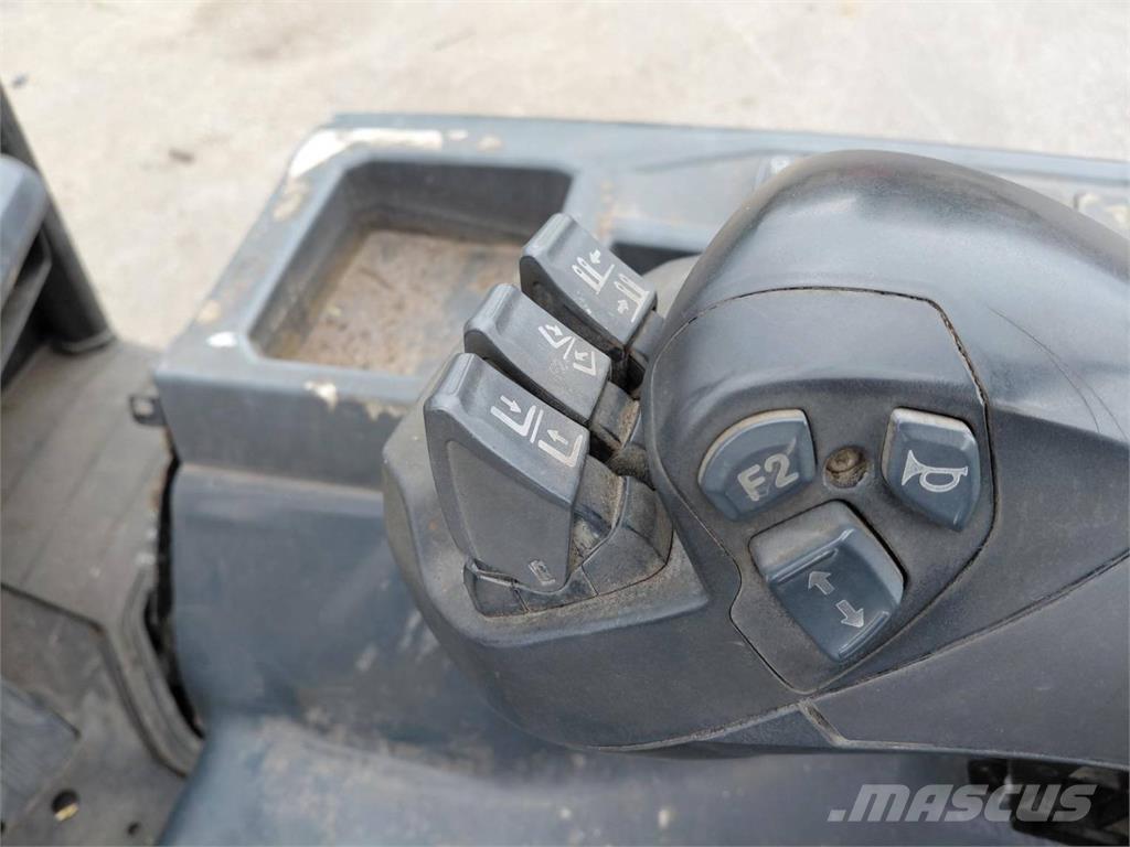 CAT EP25CN Montacargas - otros