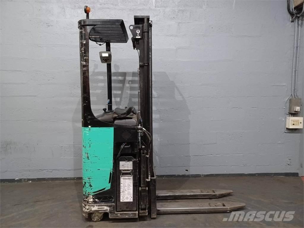 CAT NSR16N Apiladoras eléctricos