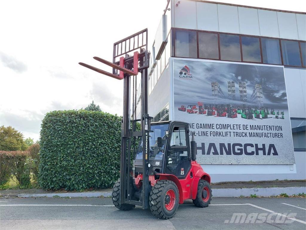 Hangcha TT25-4 Montacargas todo terreno