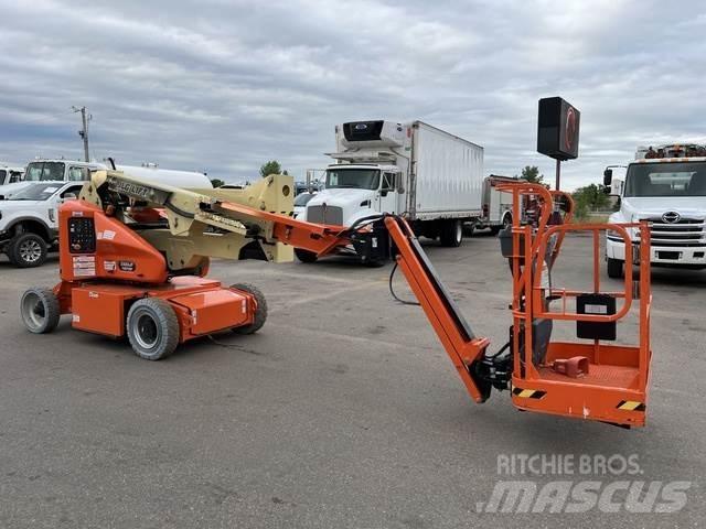 JLG E400AJP Otros