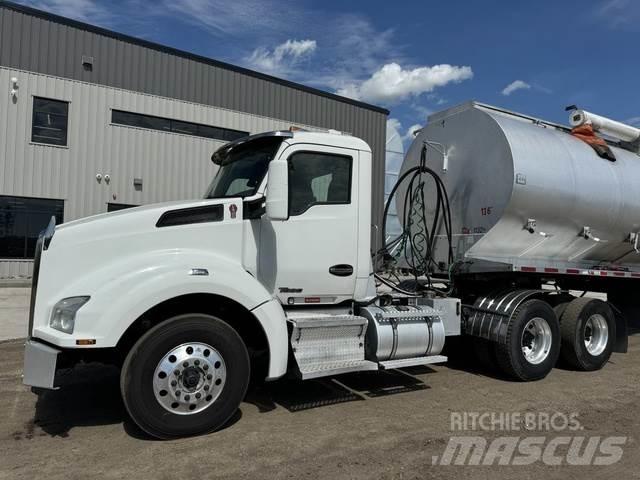 Kenworth T880 Otros