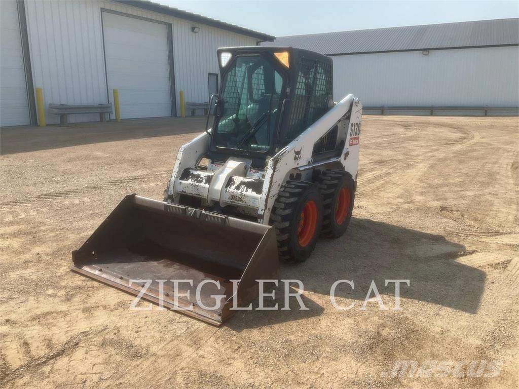Bobcat S130 Minicargadoras