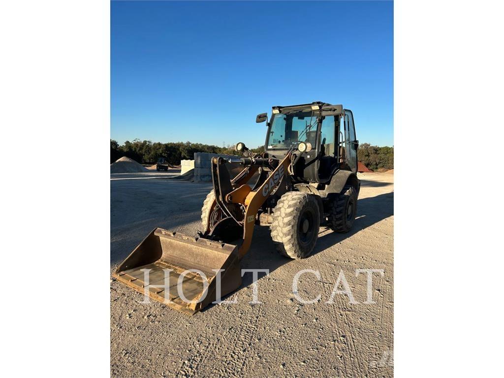 CASE 321F Cargadoras sobre ruedas