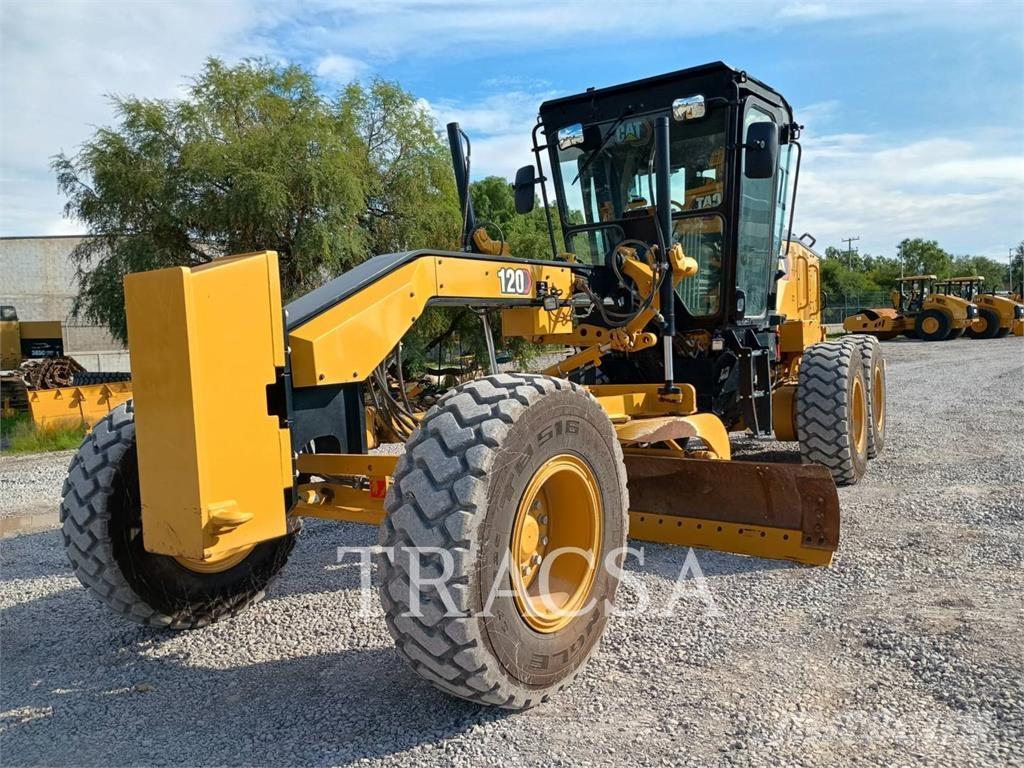CAT 120 Niveladoras