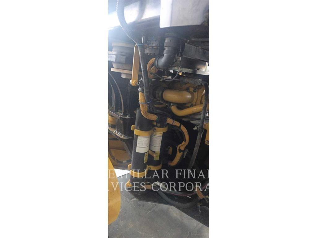 CAT 120-14 Niveladoras