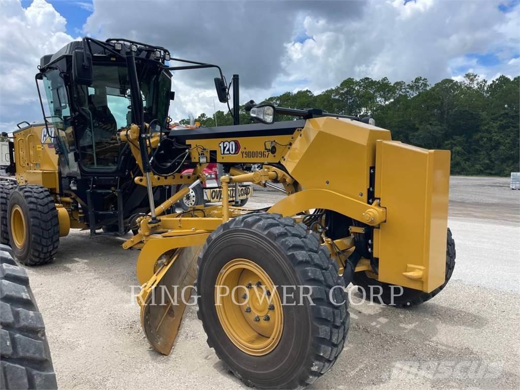 CAT 120 AWD CS Niveladoras