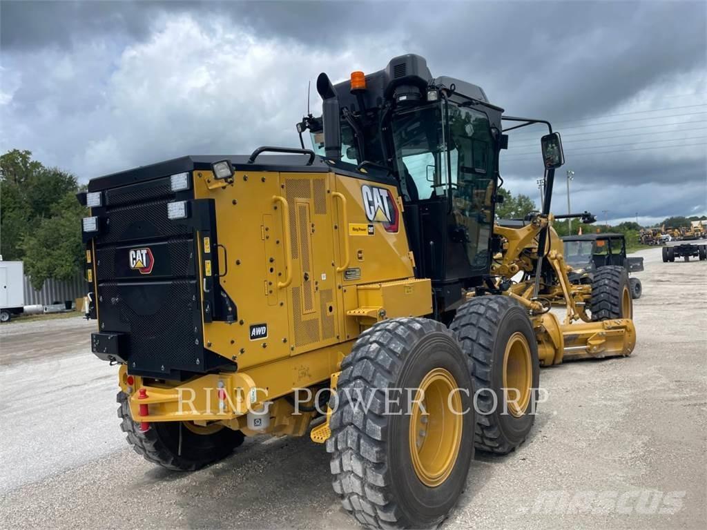 CAT 120 AWD CS Niveladoras