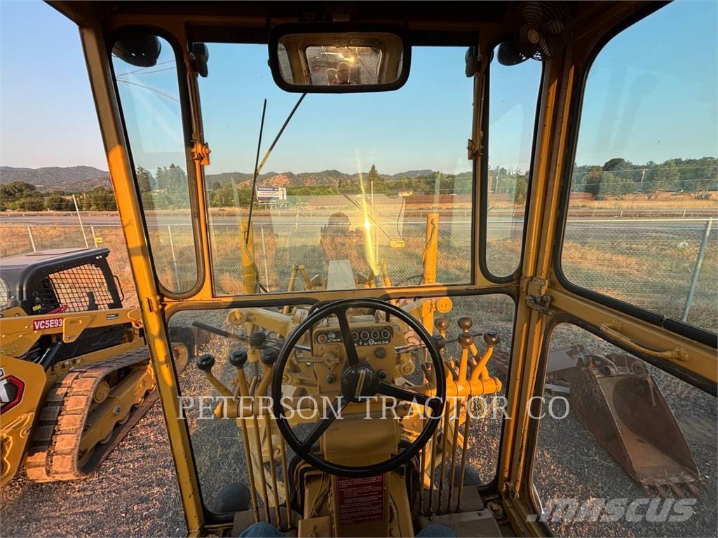 CAT 120G Niveladoras