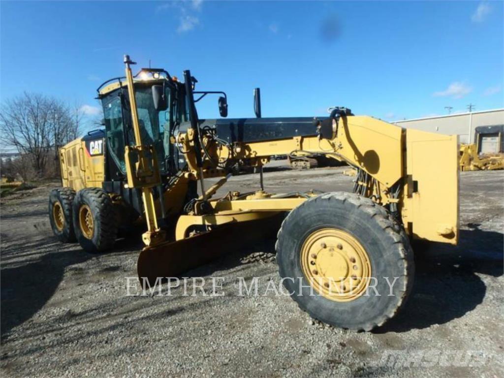 CAT 120M2 AWD Niveladoras