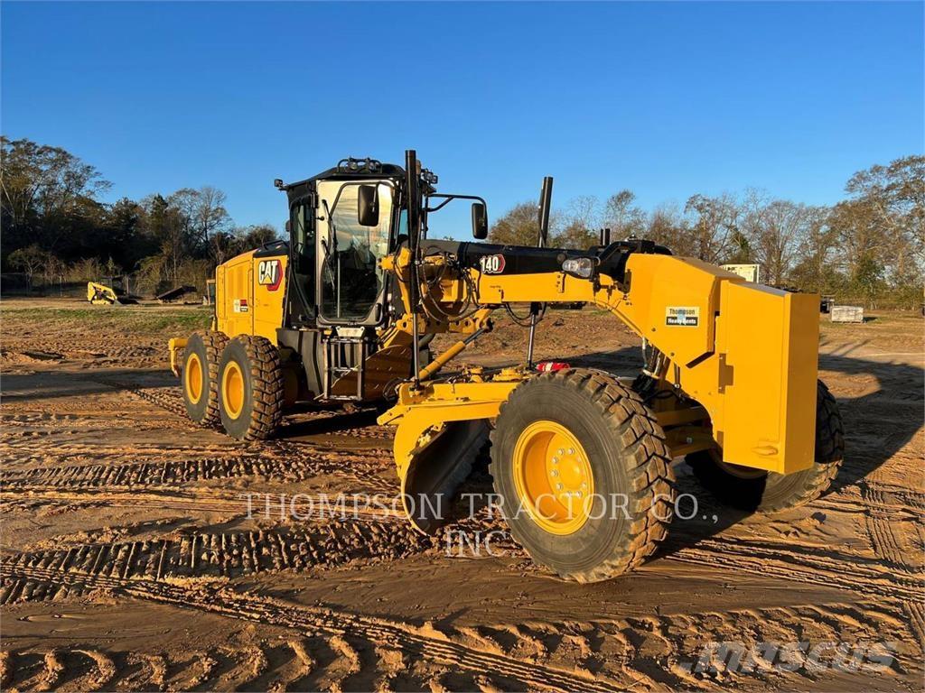CAT 140 Niveladoras