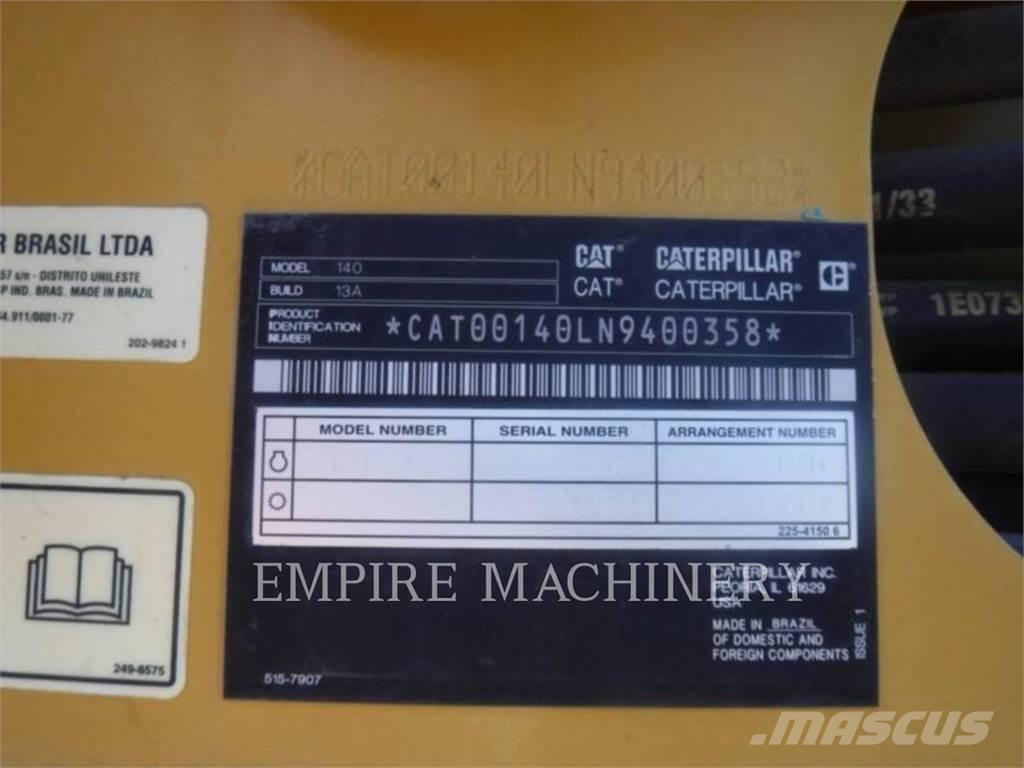 CAT 140-13 Niveladoras