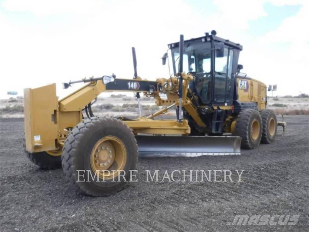 CAT 140-13 Niveladoras