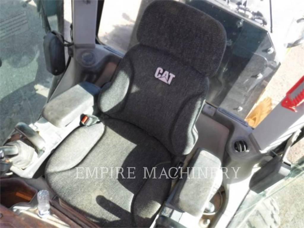 CAT 140-15 Niveladoras