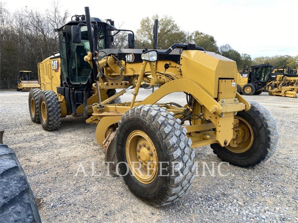 CAT 140-15 Niveladoras