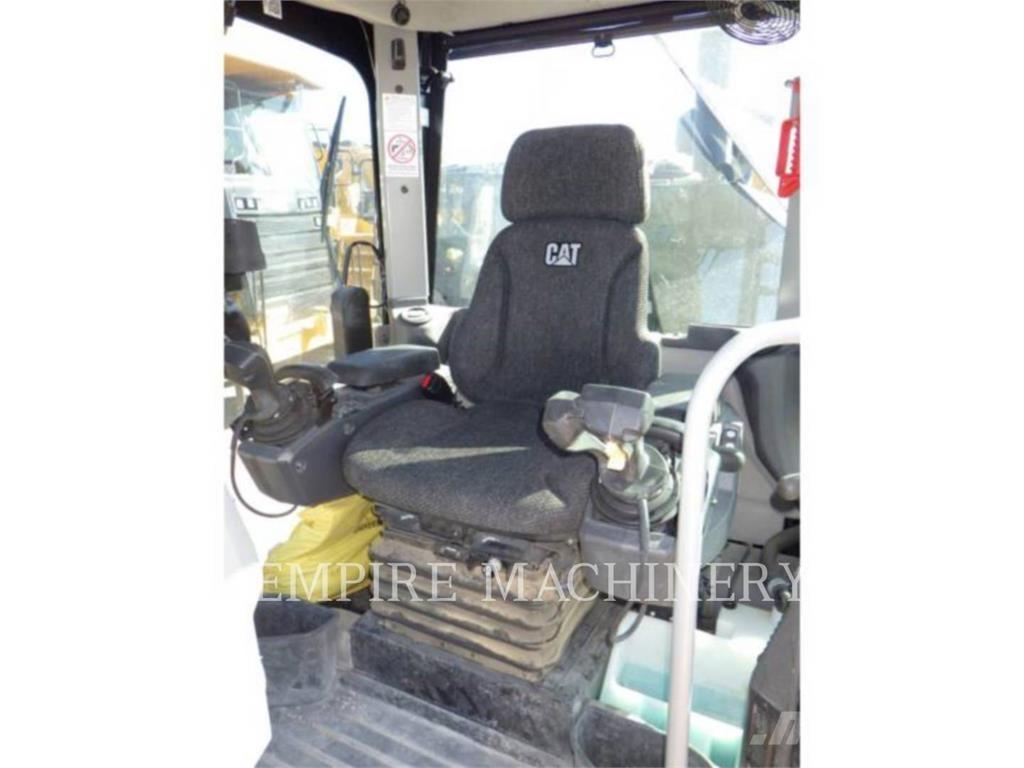 CAT 140-15AWT2 Niveladoras