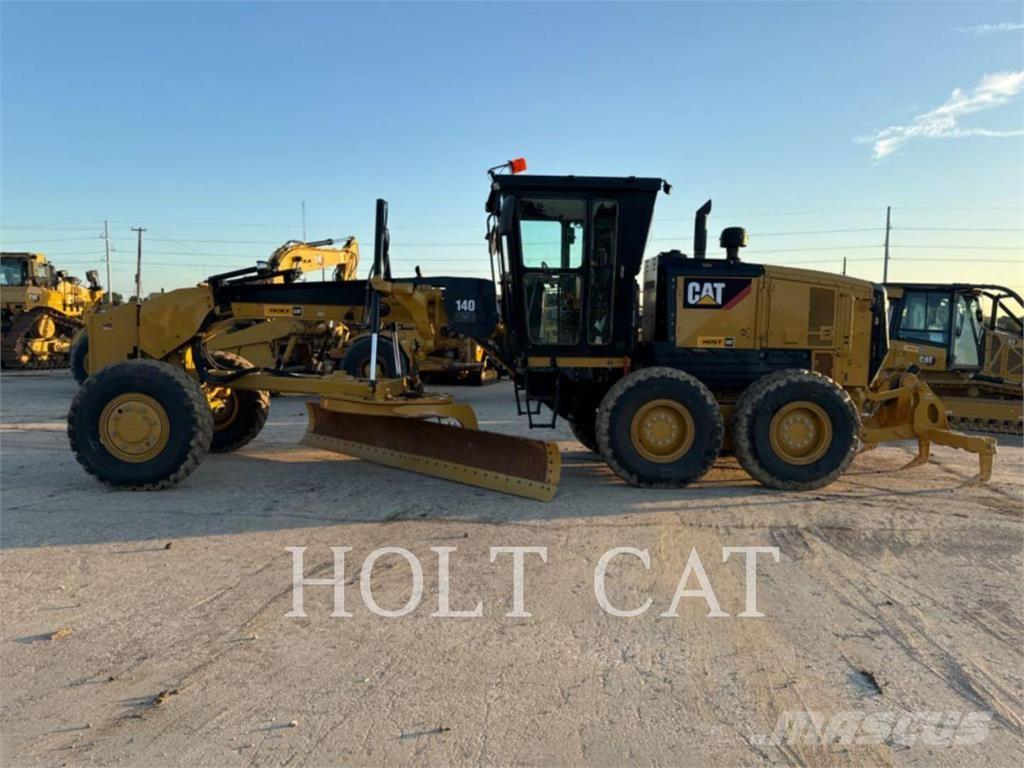 CAT 140 AWD Niveladoras