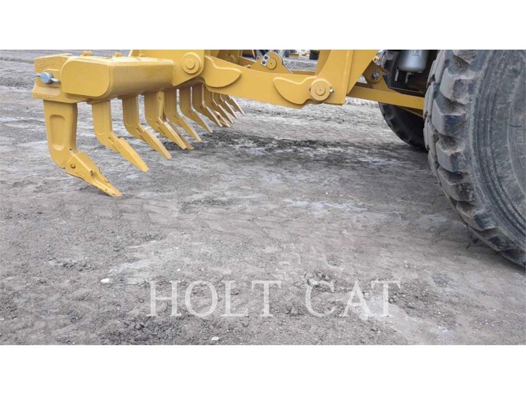 CAT 140 AWD Niveladoras