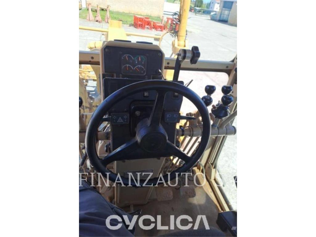 CAT 140H Niveladoras