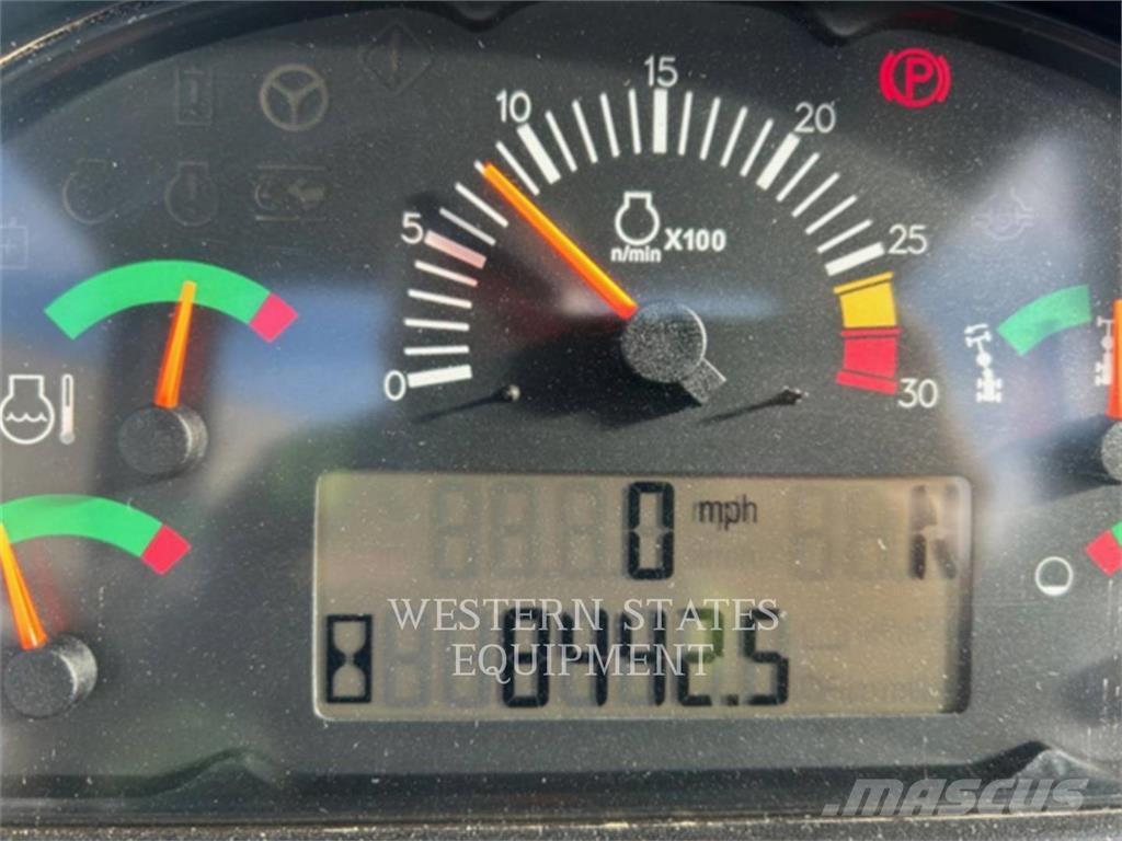 CAT 140M Niveladoras