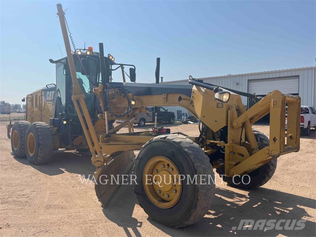 CAT 140M2 AWD Niveladoras