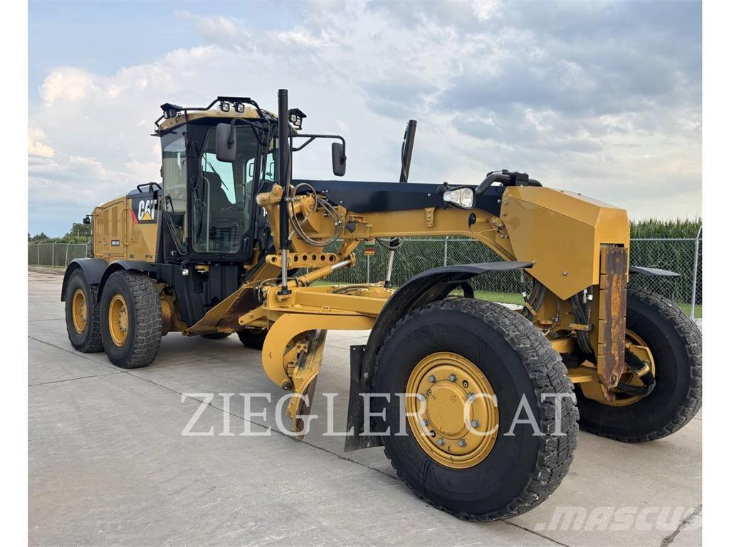 CAT 140M2AWD Niveladoras