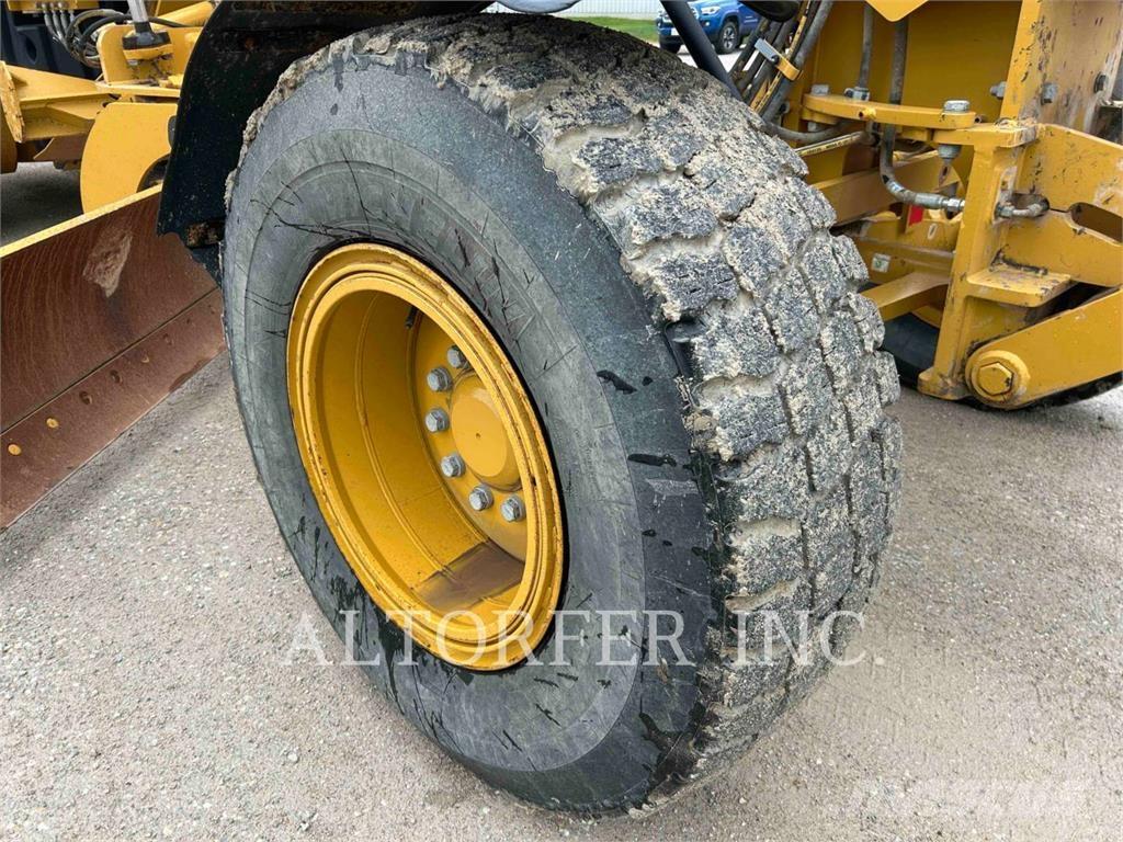 CAT 140M3 Niveladoras