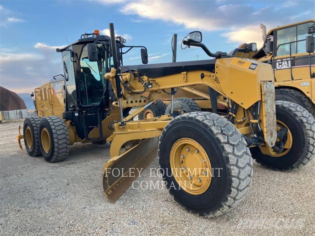 CAT 140M3AW Niveladoras