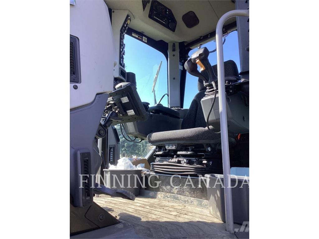 CAT 150-15 Niveladoras