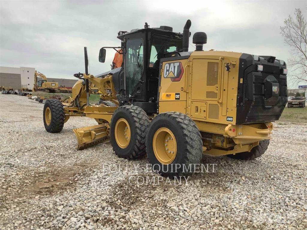 CAT 150-15AW Niveladoras