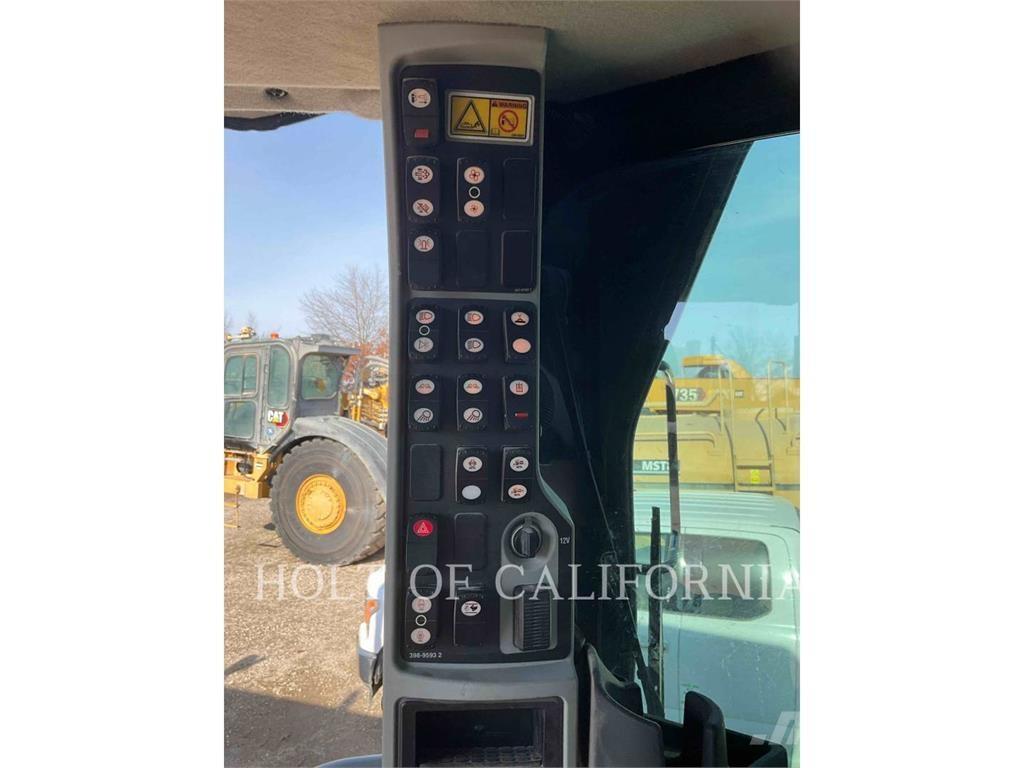 CAT 150 3W Niveladoras