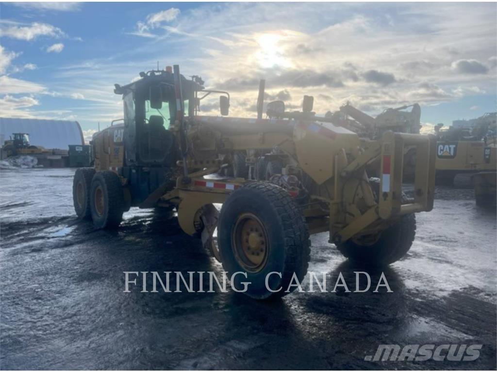 CAT 160M Niveladoras