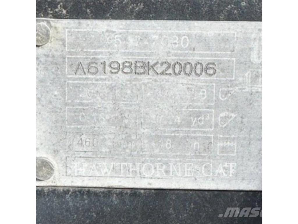 CAT 18 310 BUCKET Cucharones