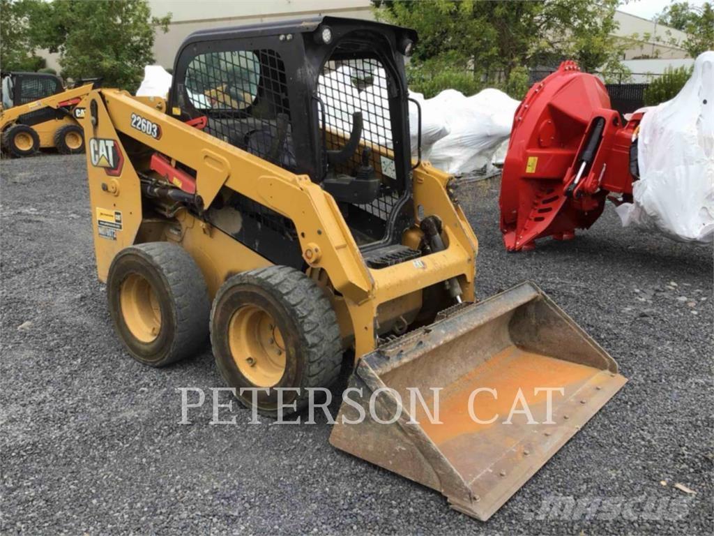 CAT 226D3 Minicargadoras