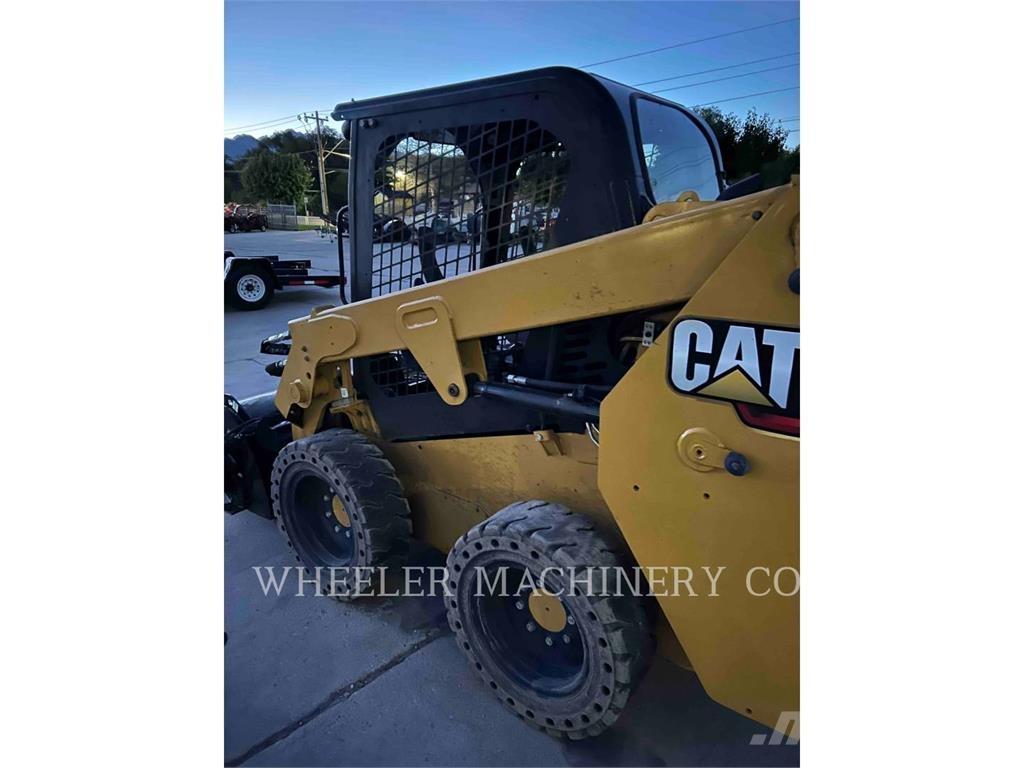 CAT 226D3 C1H2 Minicargadoras