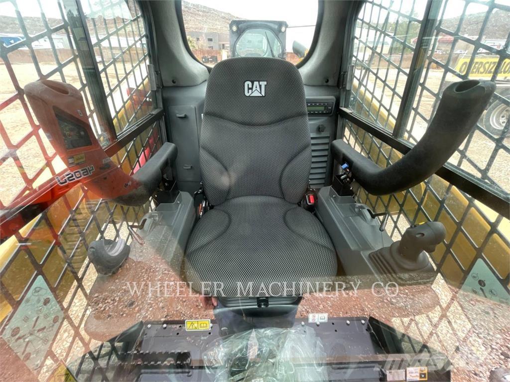 CAT 226D3 C3H2 Minicargadoras