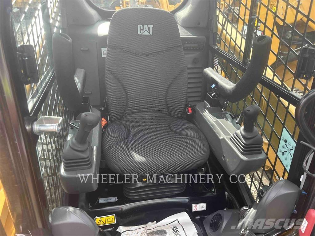 CAT 226D3 C3H2 Minicargadoras
