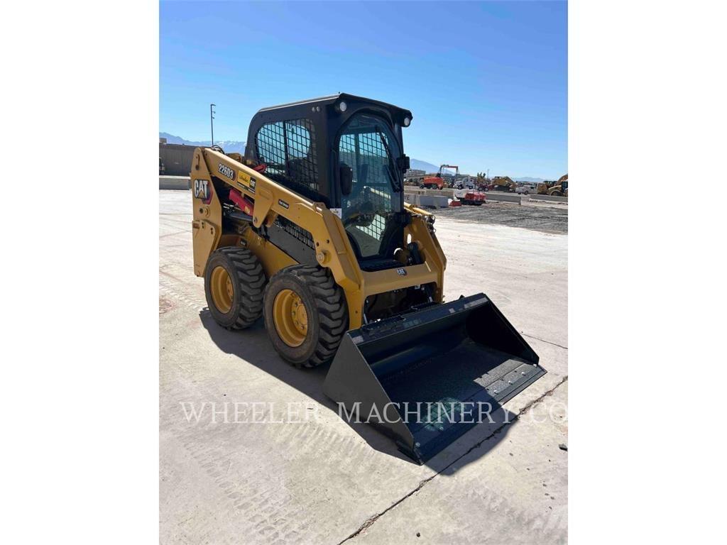 CAT 226D3 C3H2 Minicargadoras