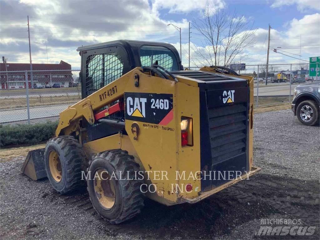 CAT 246D Minicargadoras