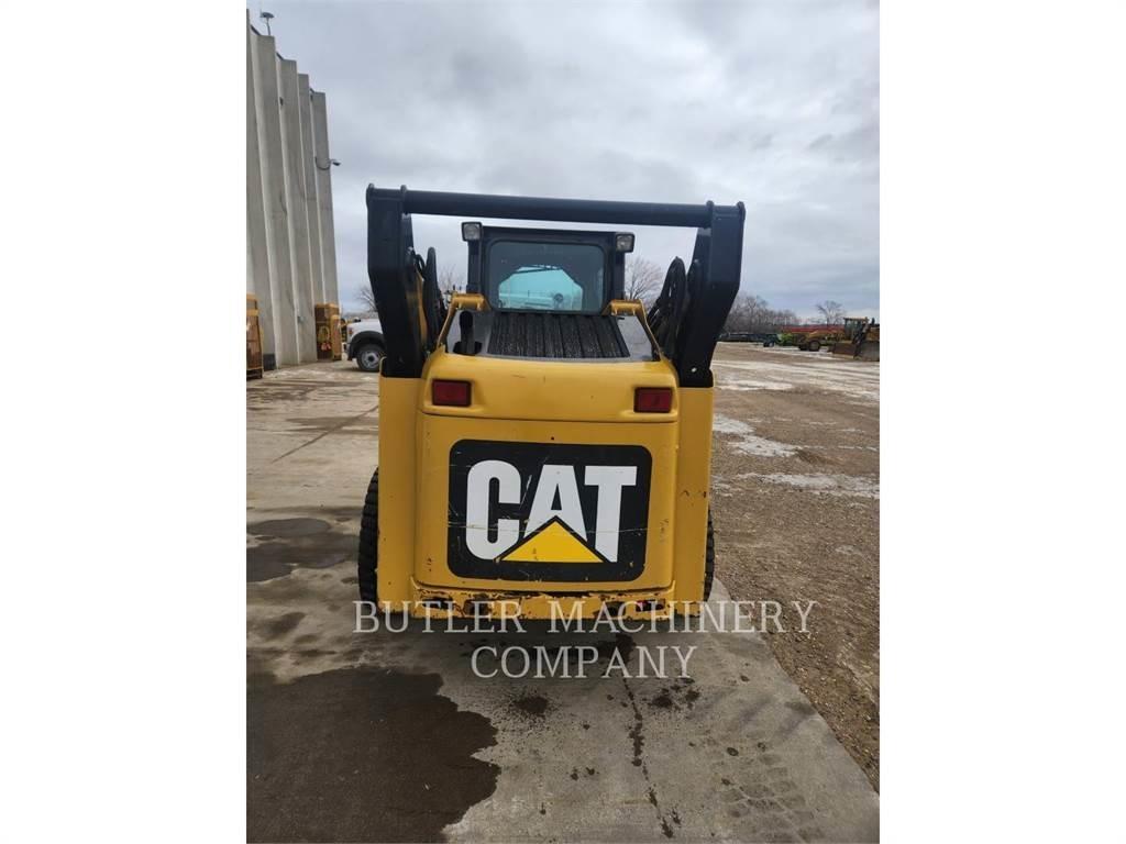 CAT 252B Minicargadoras