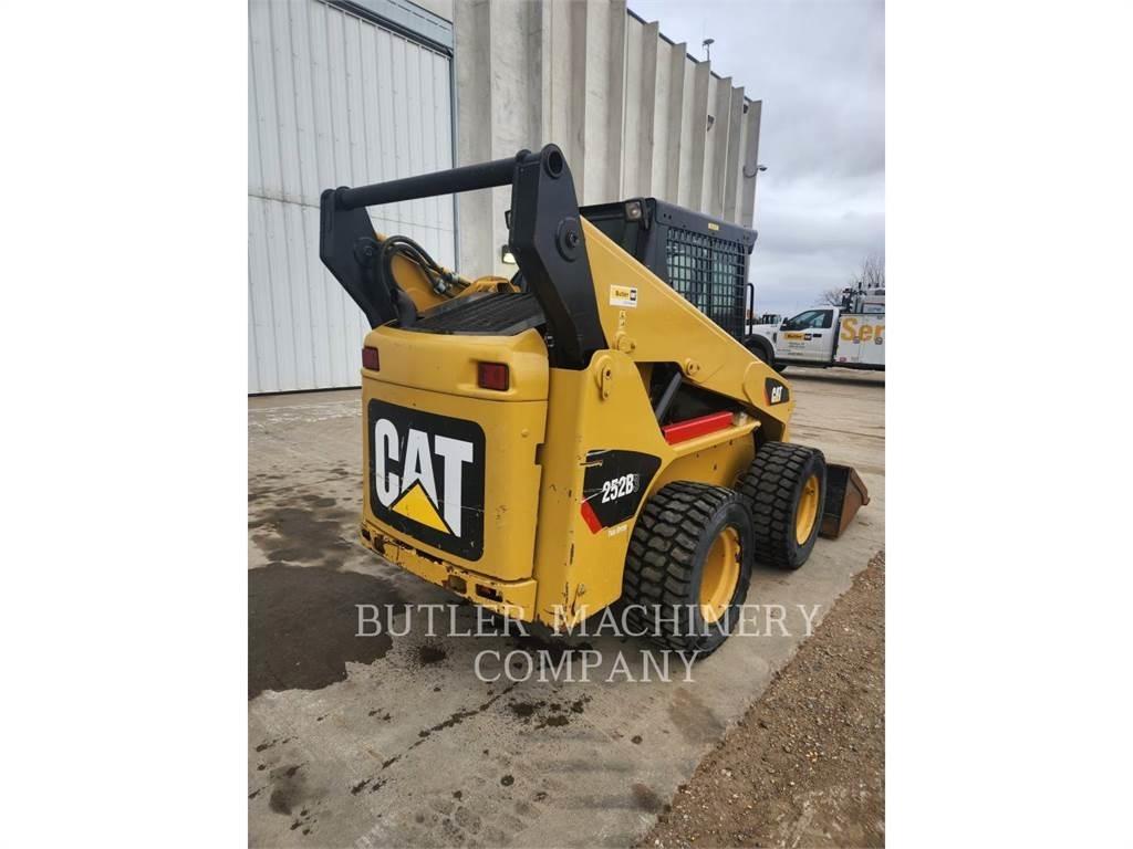 CAT 252B Minicargadoras