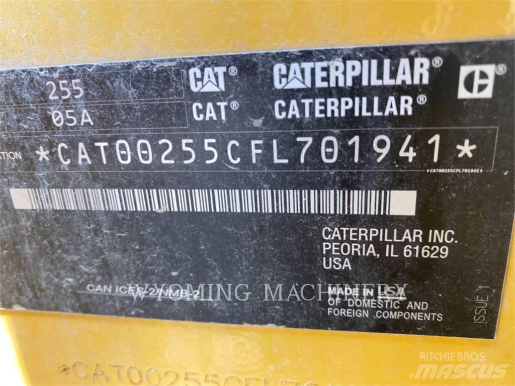 CAT 255 Minicargadoras