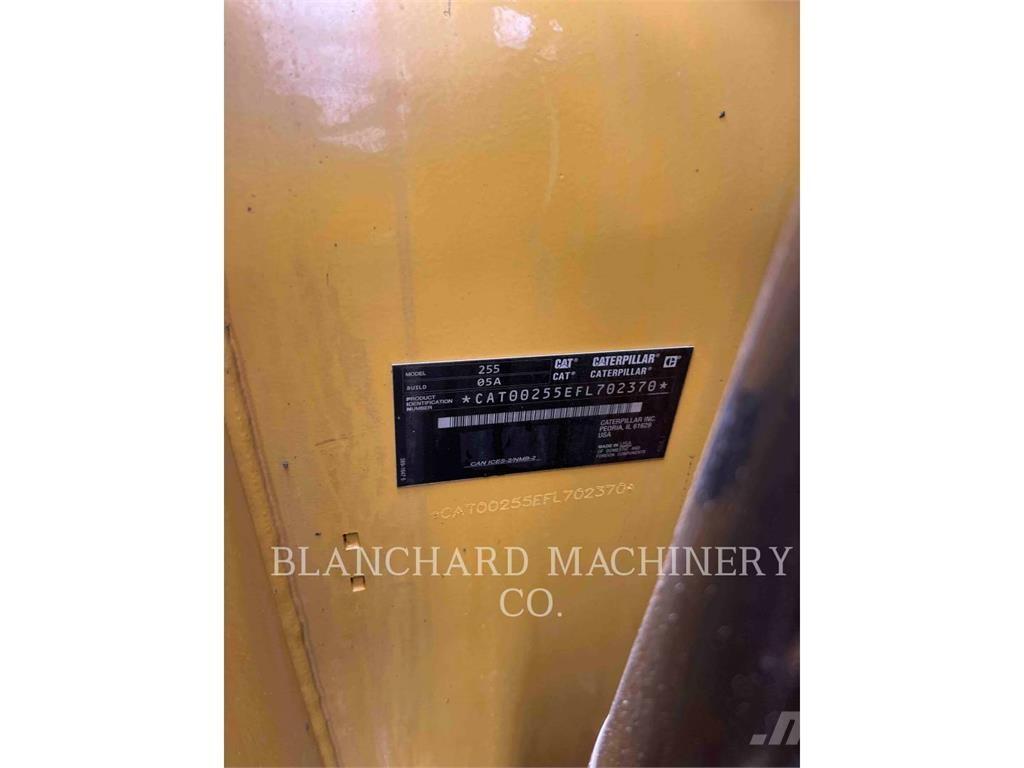 CAT 255 Cargadoras sobre orugas