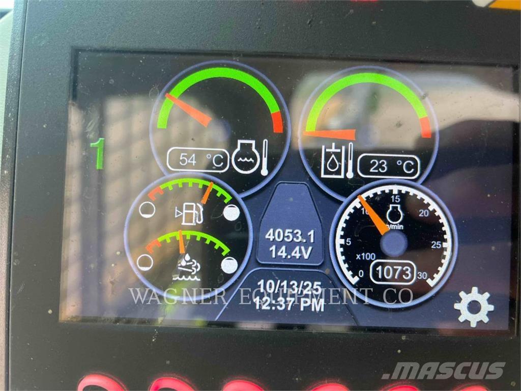 CAT 272D3 Minicargadoras