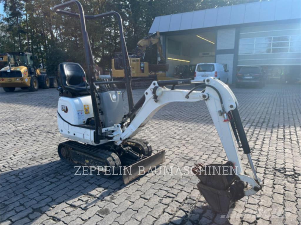 CAT 300.9D Excavadoras sobre orugas