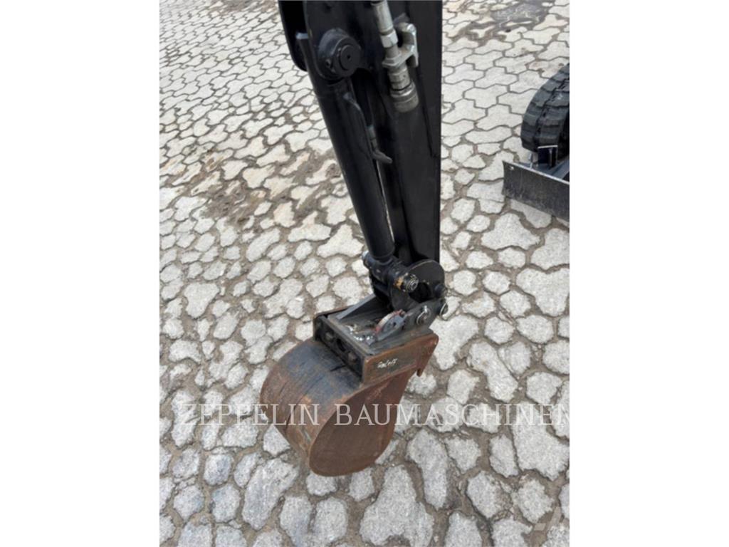 CAT 300.9D Excavadoras sobre orugas