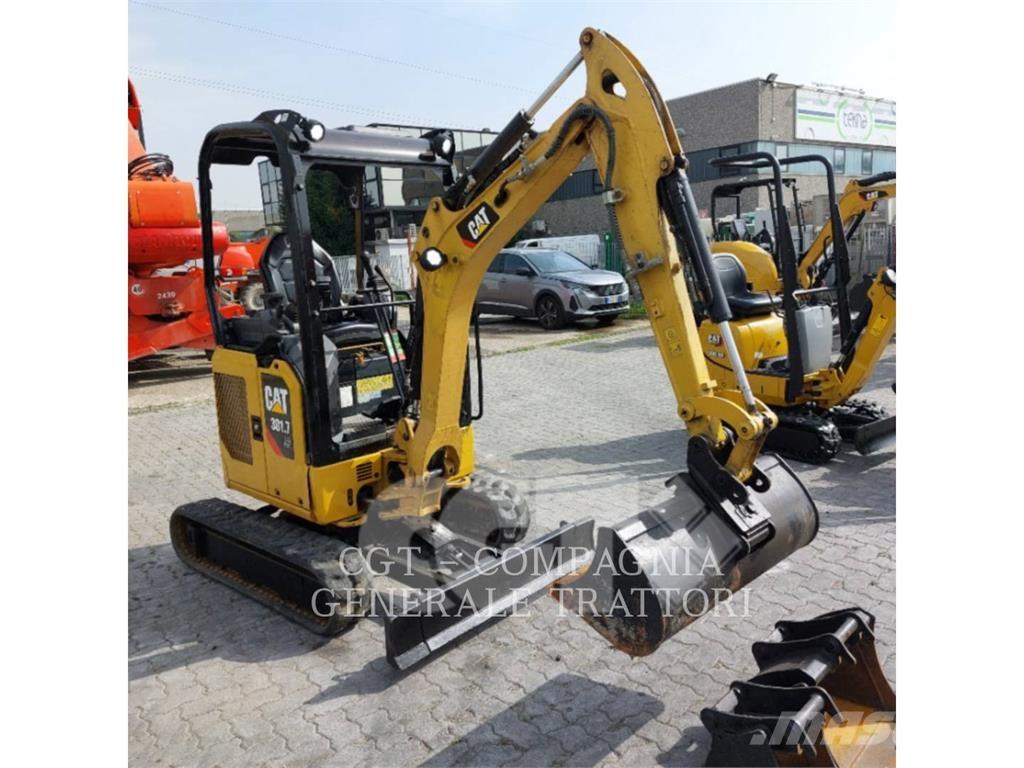 CAT 301.7 Excavadoras sobre orugas