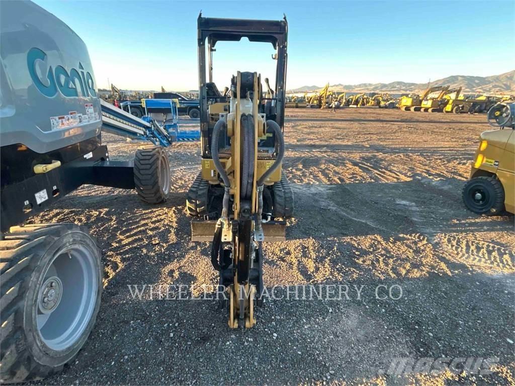 CAT 301.7 C1TH Excavadoras sobre orugas