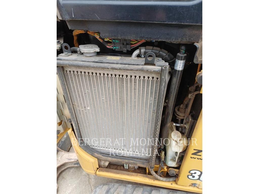 CAT 301.8-05 Excavadoras sobre orugas