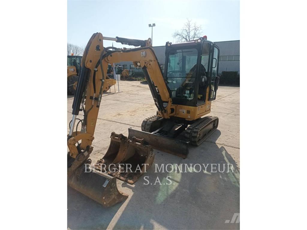 CAT 302.7 Excavadoras sobre orugas